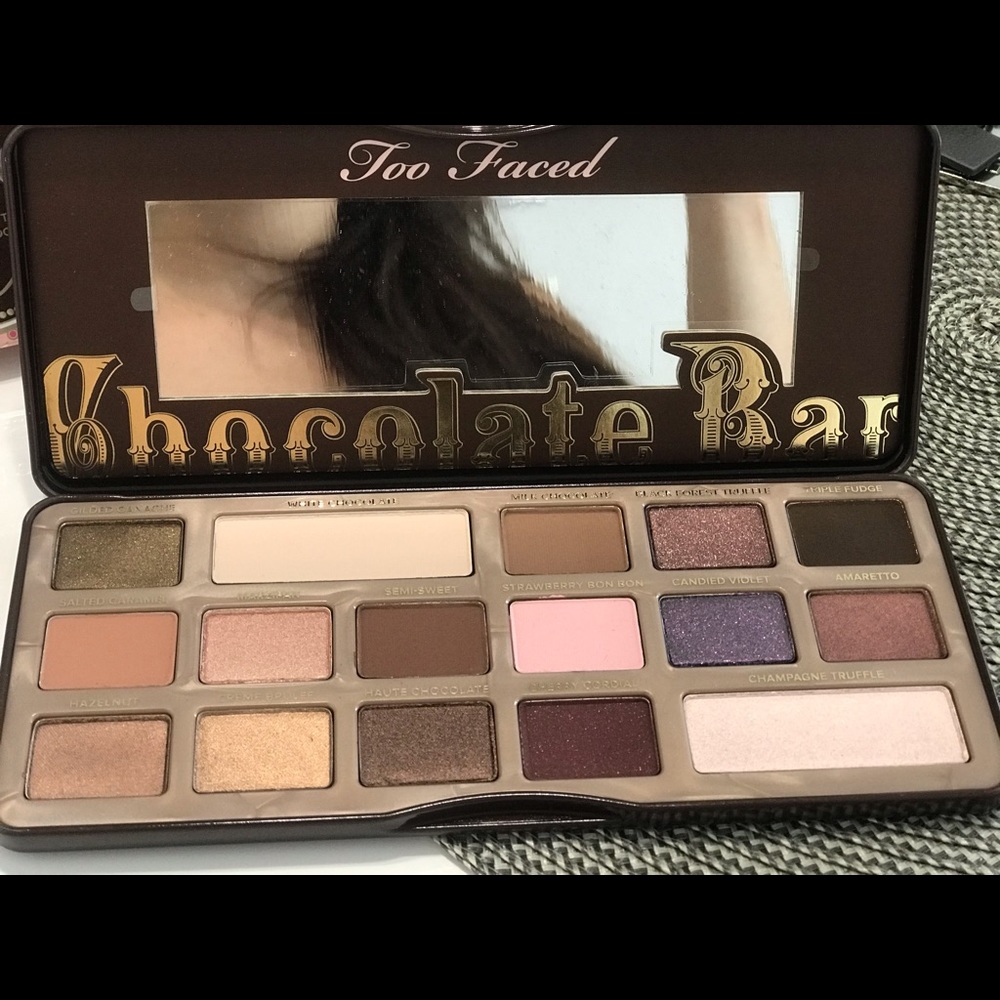 Too Faced Chocolate Bar Palette 🎨